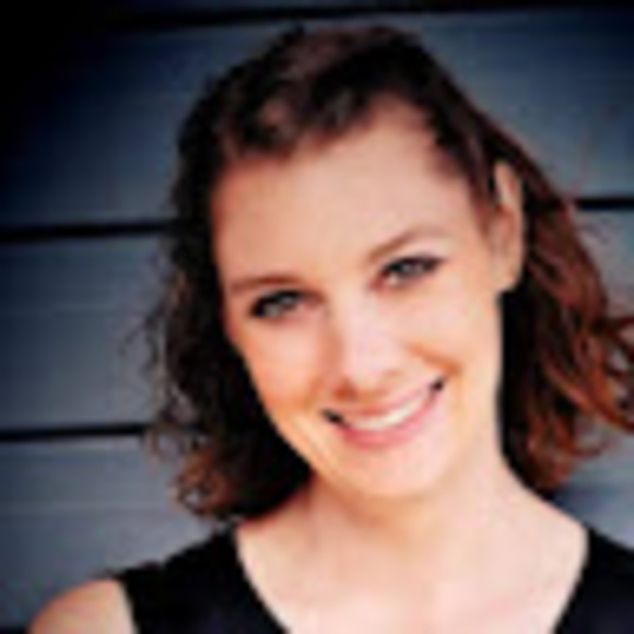 Meet your Posher, Laura - Picture 1 of 1